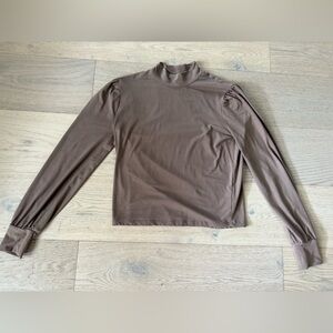 BB Dakota Cocoa Long Sleeve Top